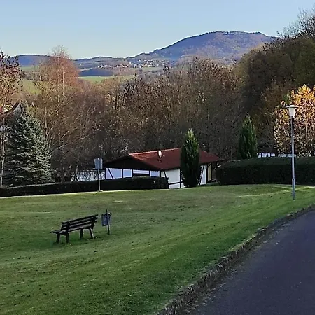 Gemuetliches Ferienhaus Bungalow Sixtytwo In Dipperz-doermbach Dipperz