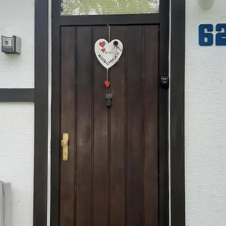 Gemuetliches Ferienhaus Bungalow Sixtytwo In Dipperz-doermbach Prázdninový dům *