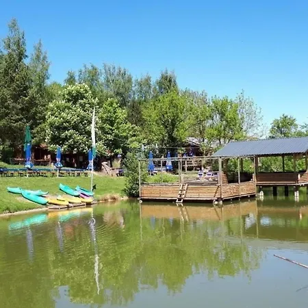 Gemuetliches Ferienhaus Bungalow Sixtytwo In Dipperz-doermbach Casa de Férias